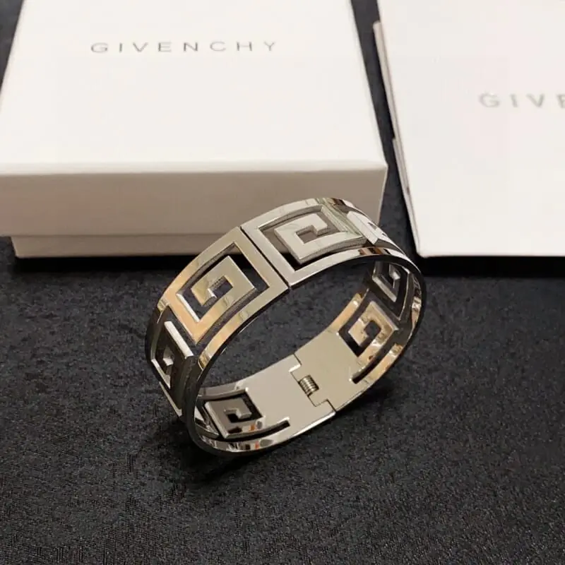 givenchy bracelets s_12142622